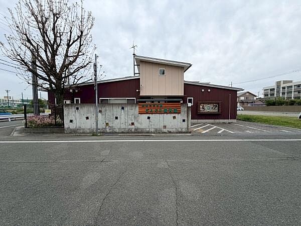 認定こども園どんぐり保育園まで564m