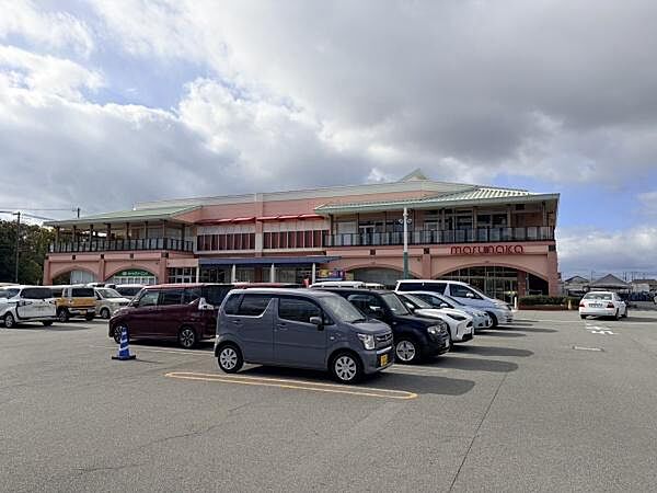 マルナカ広畑店まで1223m