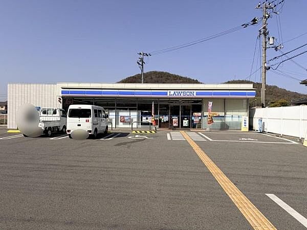 ローソン姫路東夢前台店まで961m