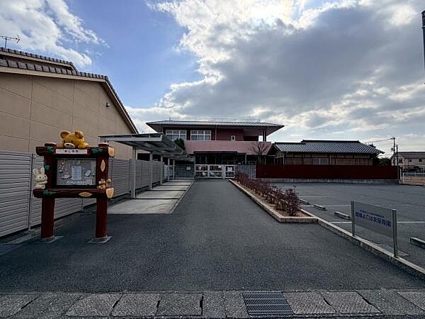 瑠璃よこはまこども園まで1056m