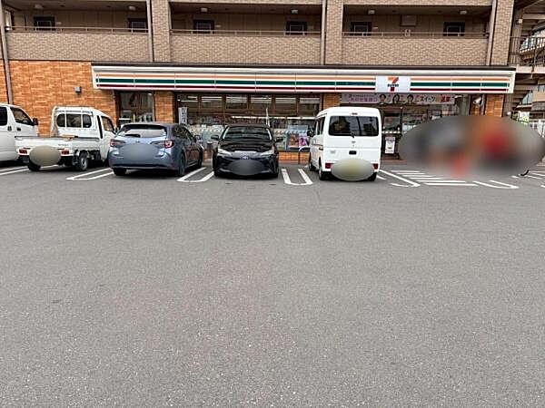 セブンイレブン姫路土山7丁目店まで451m