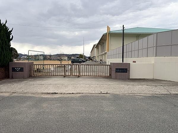 たつの市立龍野西中学校まで5387m