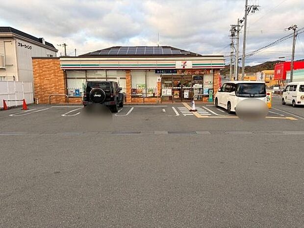 セブンイレブン姫路田寺7丁目店まで800m