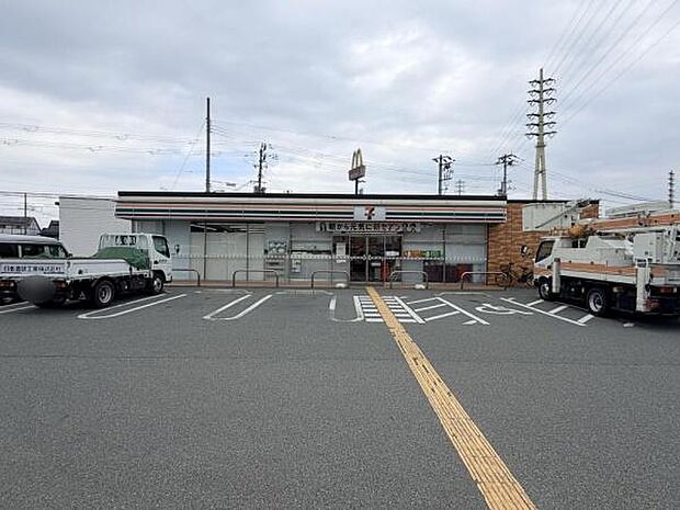 セブンイレブン姫路飾磨中島3丁目店まで575m