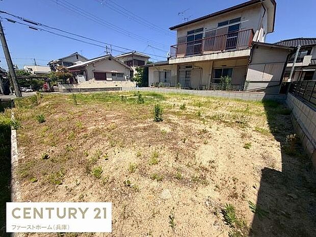 建築中の様子が確認できる物件です。