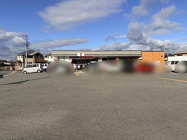 セブンイレブン姫路御国野町店まで1185m