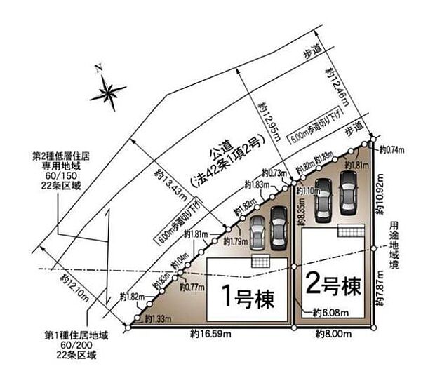 全体区画図がわかりやすく敷地の形状や隣地との距離感が把握しやすいです。駐車スペースが確保されているのもポイントです。それぞれの区画の面積や位置関係が明確に示されています。