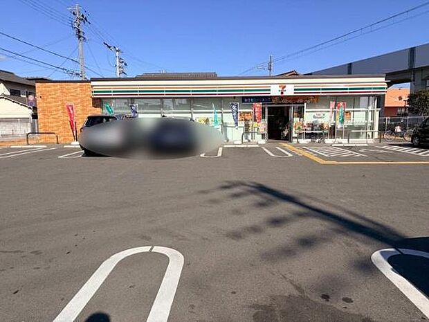 セブンイレブン姫路城東町竹之門店まで816m