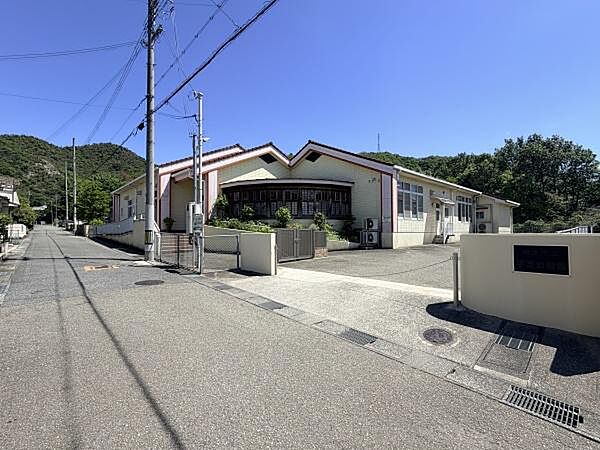 相生市立平芝幼稚園まで564m