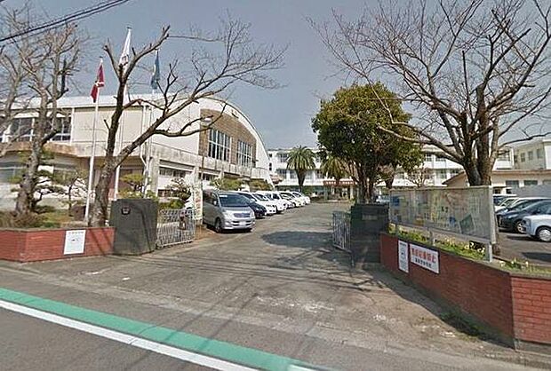 宮崎市立宮崎西中学校まで1485m