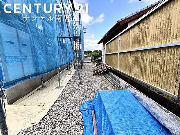 お庭スペースも完備しておりBBQやお子様用プールも楽しめます!