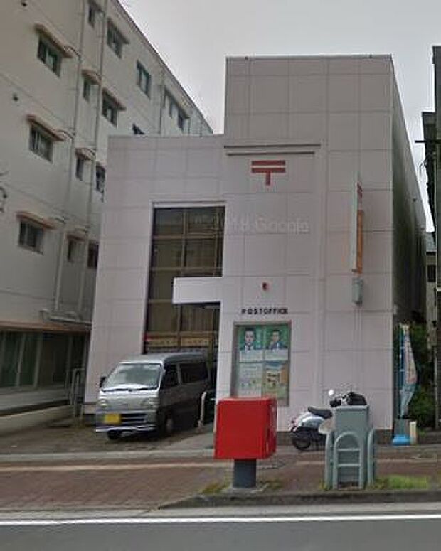 宮崎松山郵便局まで523m