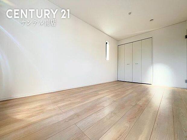 主寝室にいかがでしょうか♪日当たり・風通し良好です(^^♪