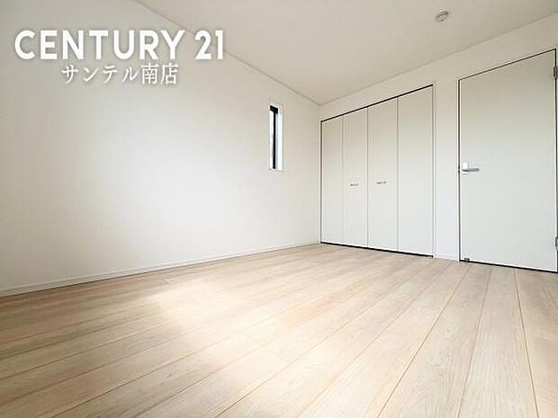 子供部屋にいかがでしょうか♪趣味部屋やワークスペースにも(^^♪風通し良好です(^^♪