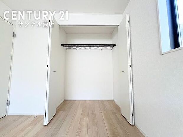 (同仕様写真)収納スペースです。