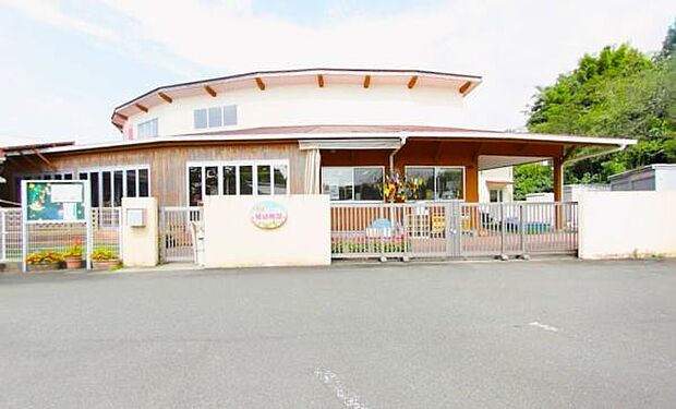 学校法人 明翠学園 綾幼稚園まで1500m