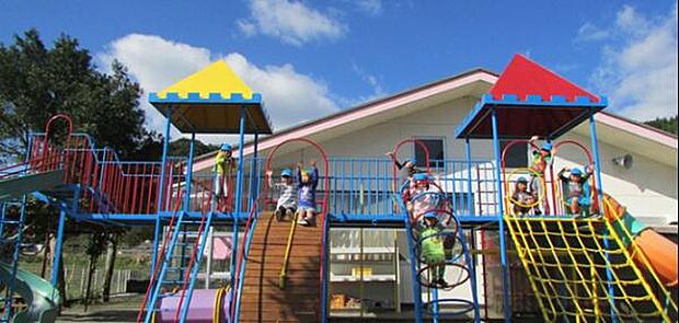 さくらが丘保育園まで913m