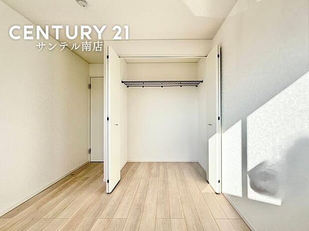 (同仕様写真)収納スペースです。