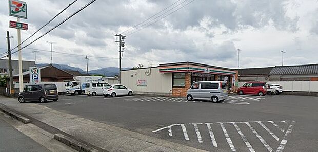 セブンイレブン三股新馬場店まで1300m