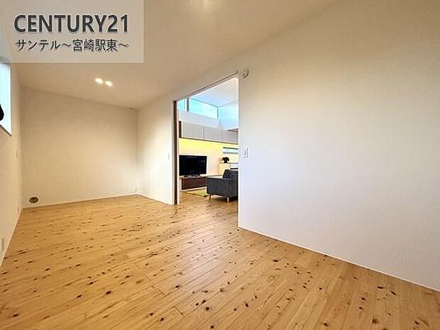 主寝室にいかがでしょうか♪日当たり・風通し良好です(^^♪