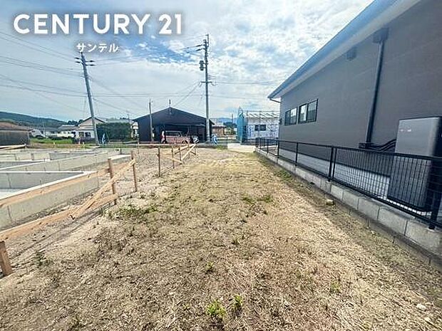 お庭スペースも完備しておりBBQやお子様用プールも楽しめます！
