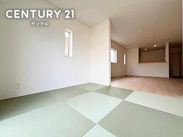 素敵な雰囲気の和室です。一息付ける落ち着く空間です。