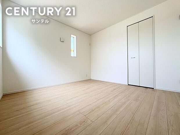6.1帖の洋室です。お子様の学習部屋にもぴったりです。