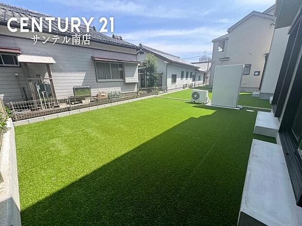 お庭スペースも完備しておりBBQやお子様用プールも楽しめます！