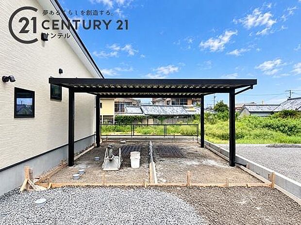 駐車場スペースも複数台確保可能です。