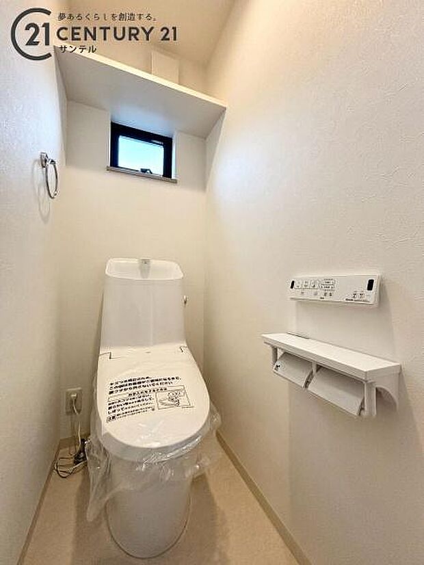トイレは2ヶ所ございます。