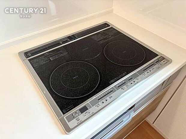 火を使わないIHクッキングヒーターです。