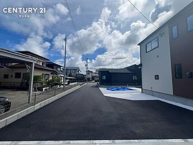 前面道路の写真です。