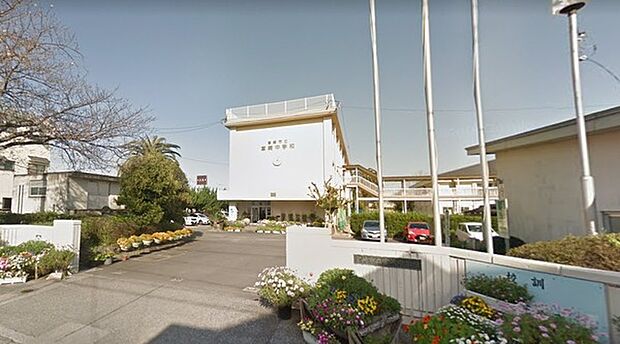 宮崎市立宮崎中学校まで1194m