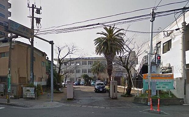 宮崎市立江平小学校まで1310m