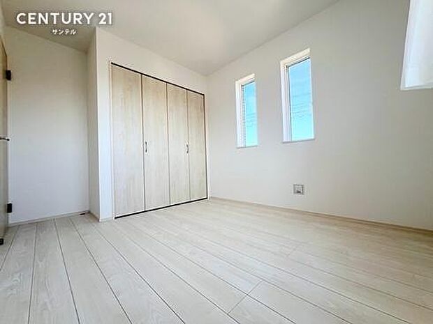 (同仕様写真)洋室※床色、建具の色が異なる場合がございます。
