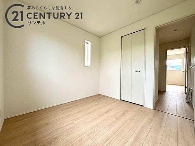4.5帖の洋室です。家具配置がしやすいシンプルな間取りです。