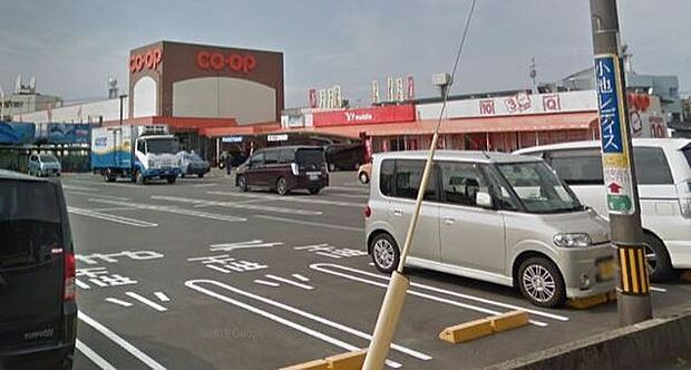 コープみやざき赤江店まで727m