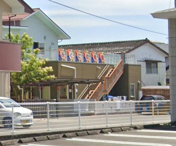 幼保連幼稚園携型認定こども園みくに園まで448m