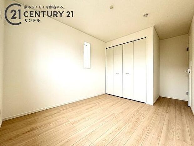 (同仕様写真)洋室※モデル写真でございます。色や配置の相違がある場合がございます。
