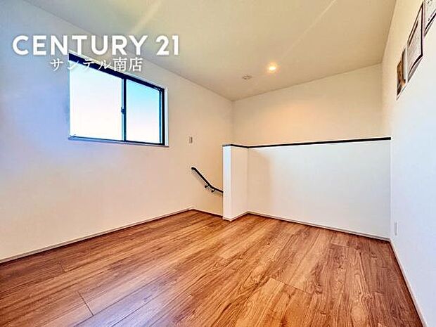 2Fフリースペース。お子様の勉強スペースやフリースペースとして活用できます。