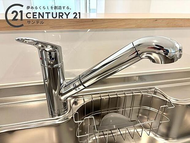 浄水器です。ワンタッチで浄水・原水の切り替えが可能です!