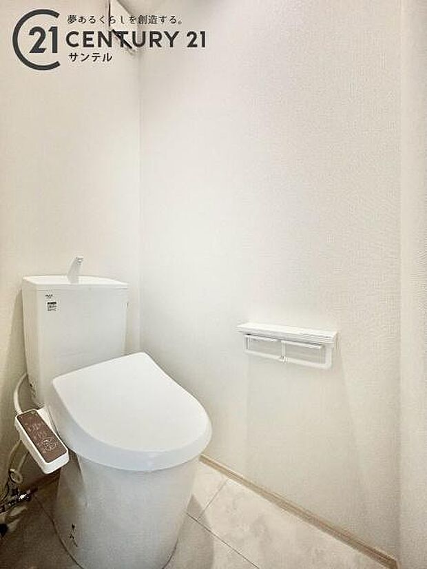 トイレは2箇所あり、混み合う時間でも安心です。