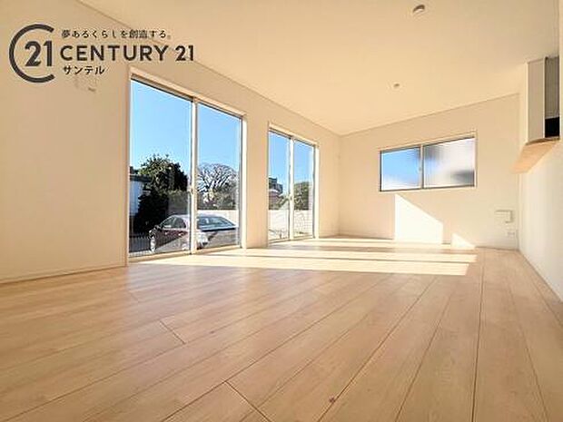 (同仕様写真)リビング※モデル写真でございます。色や配置の相違がある場合がございます。