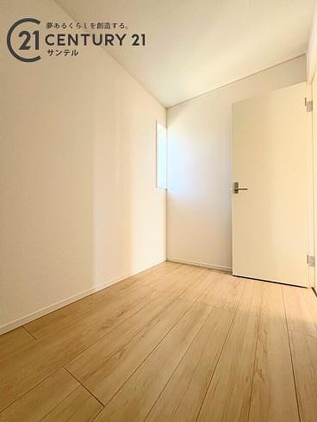 (同仕様写真)テレワークルーム※モデル写真でございます。色や配置の相違がある場合がございます。