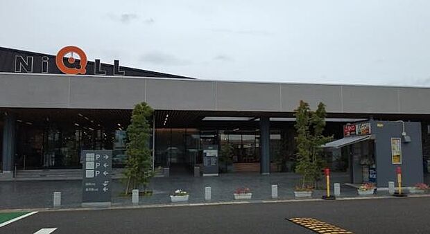 道の駅 都城NiQLLまで1310m