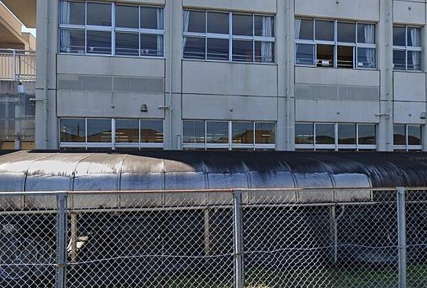 都城市立沖水中学校まで644m