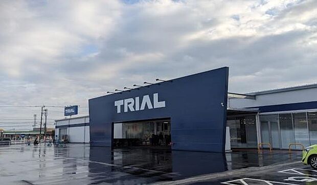 スーパーセンタートライアル都城都北店まで452m