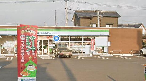 ファミリーマート 高鍋上江店まで494m