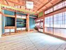 和室：リビング横の和室です！リビングに隣接しているので普段は解放し、ご来客の際は客間として利用できます(^^♪