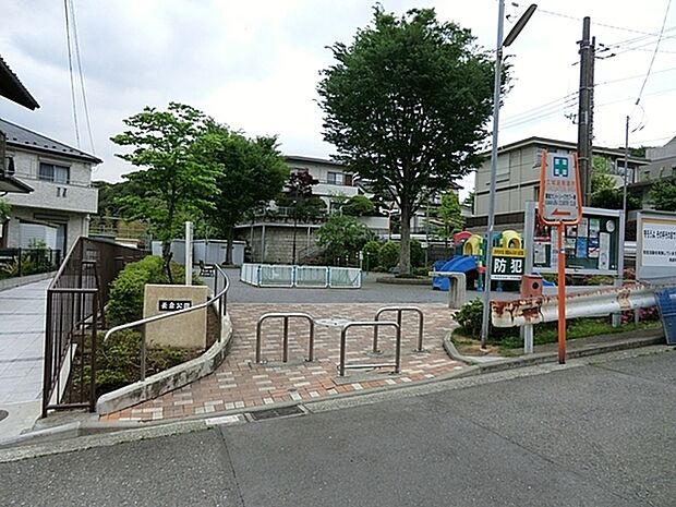 長倉公園まで1155m